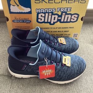 Skechers Women's Slip-ins: Summits - Dazzling Haze Casual Sneakers, size 9 W